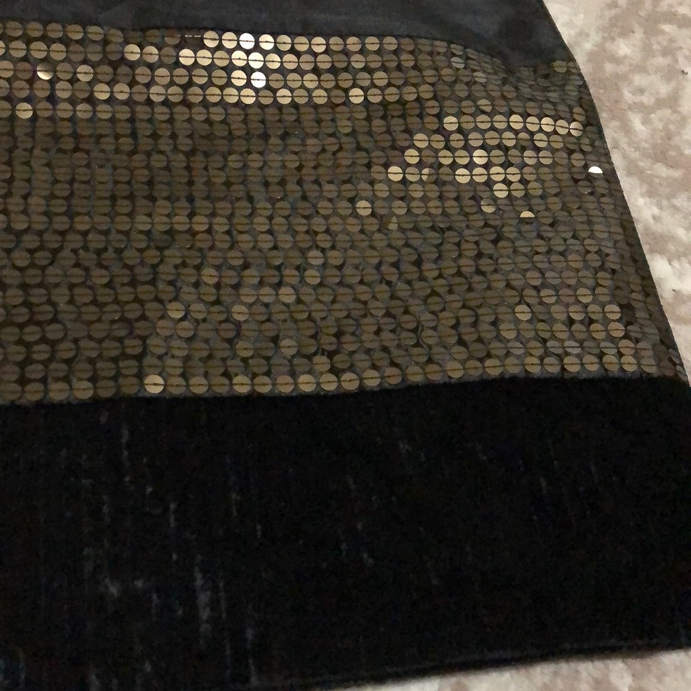 Table runner - Picture 3 of 4